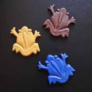 Vintage Mercer Moravian Art Pottery Frog Blue Yellow Purple Tile Set